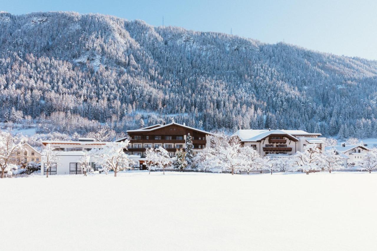 Gartenhotel Linde 4 Sterne Superior Ried im Oberinntal Bagian luar foto