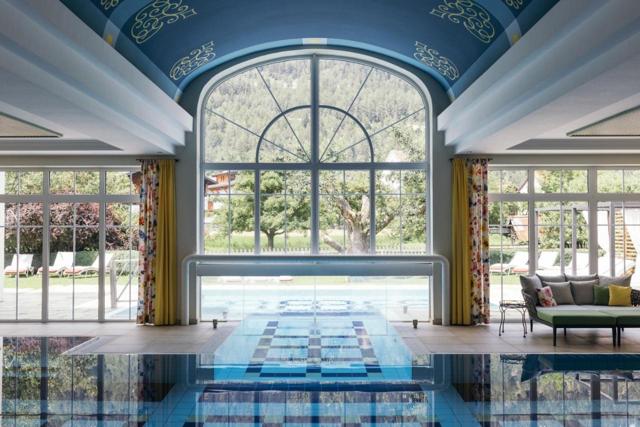 Gartenhotel Linde 4 Sterne Superior Ried im Oberinntal Bagian luar foto