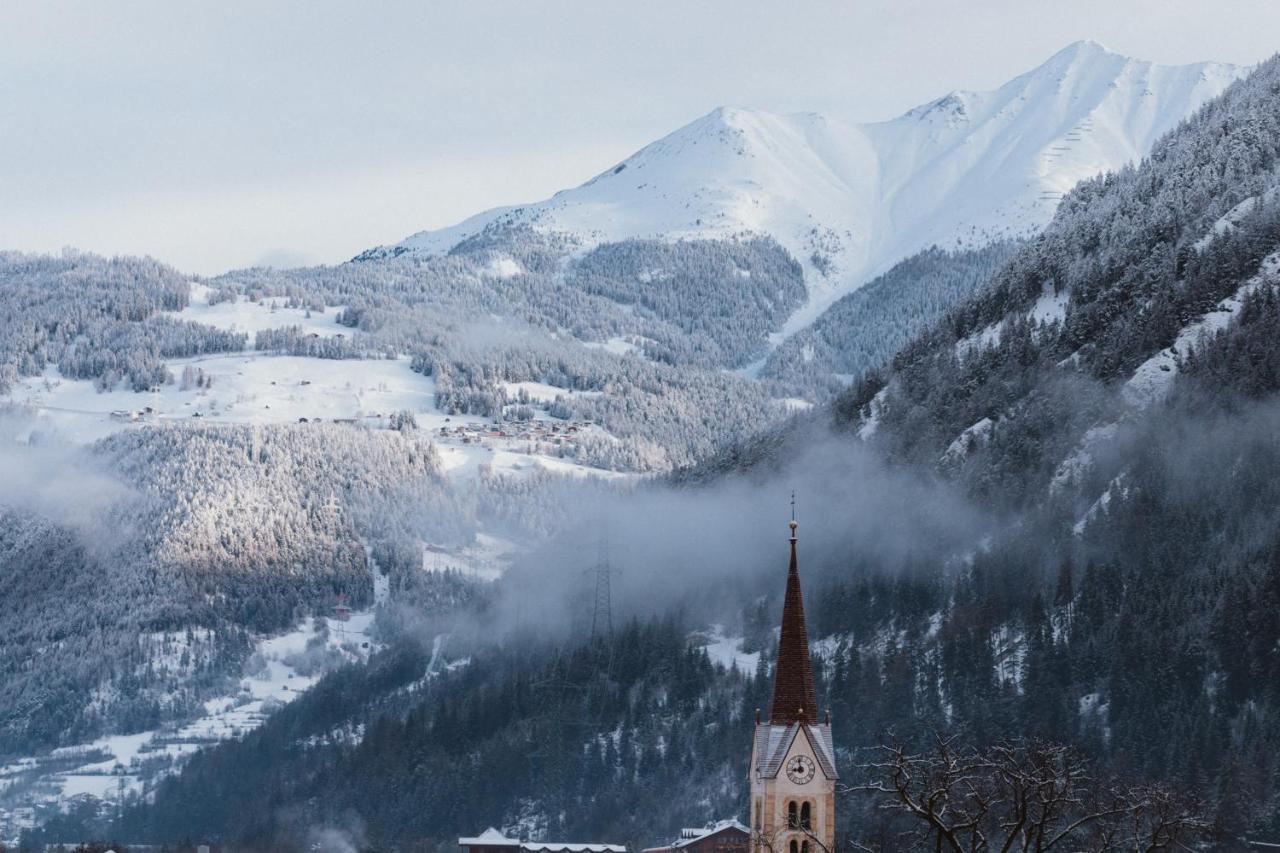 Gartenhotel Linde 4 Sterne Superior Ried im Oberinntal Bagian luar foto